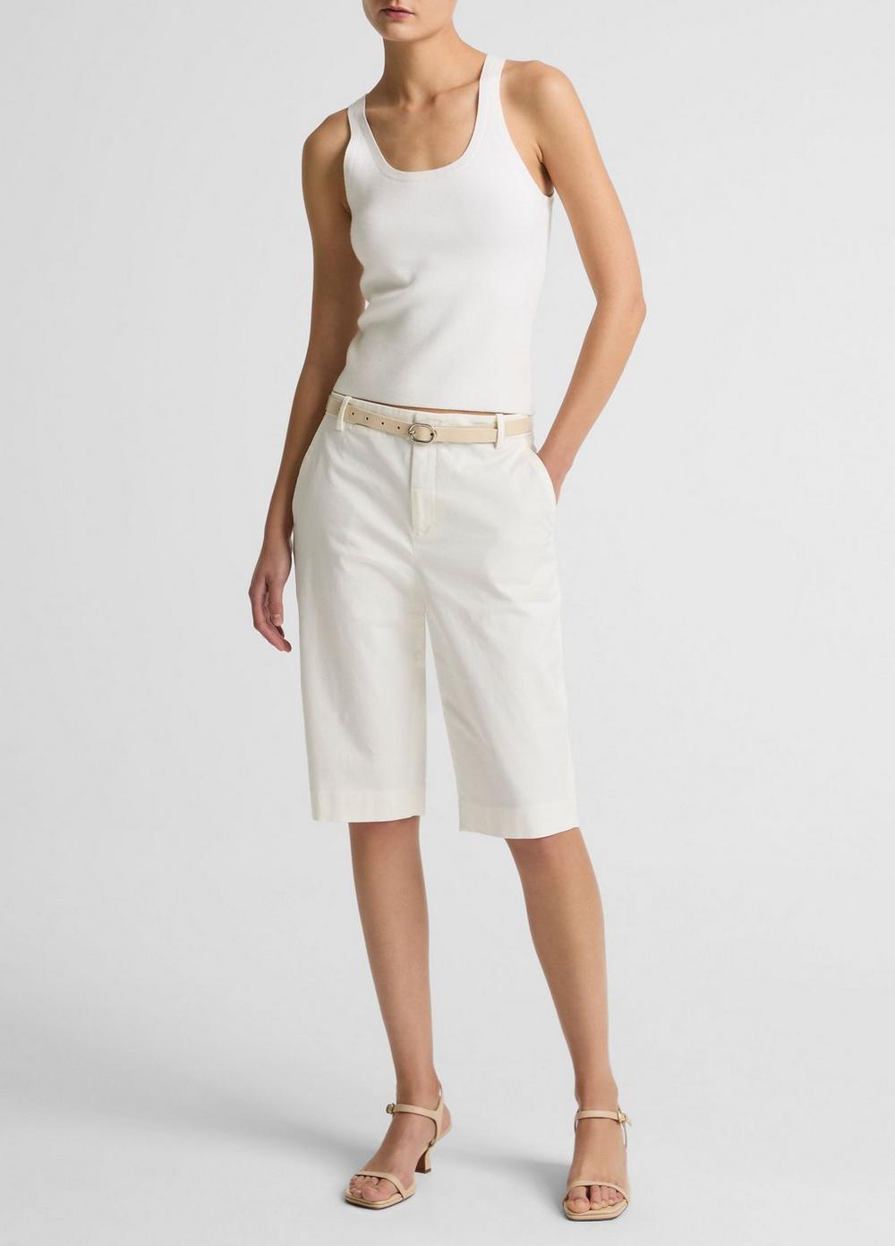 Women's Avery Mid-Rise Italian Stretch-cotton Short, Off White, Size 16 Vince