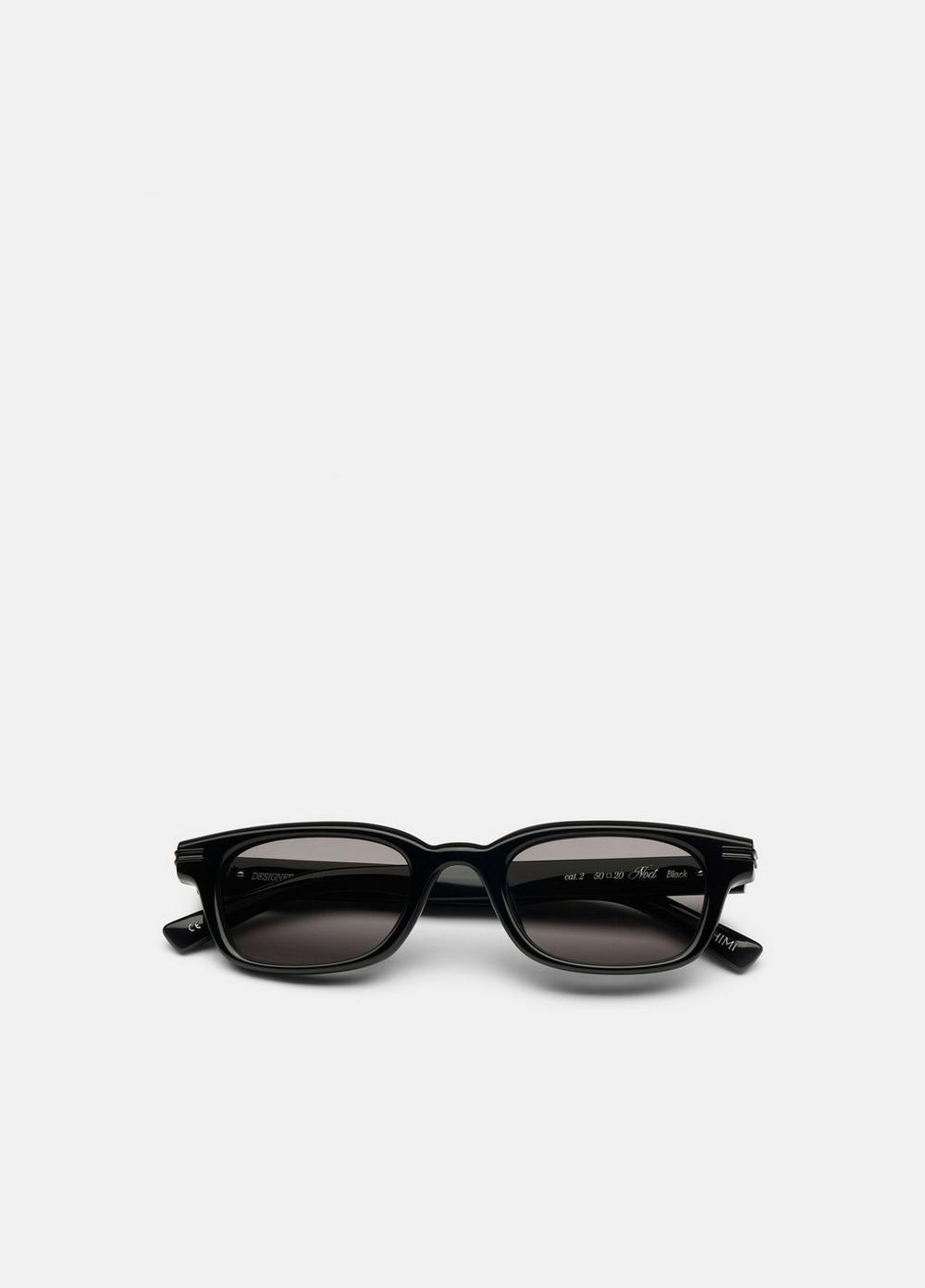 Women's Chimi Noct Sunglasses, Black Vince