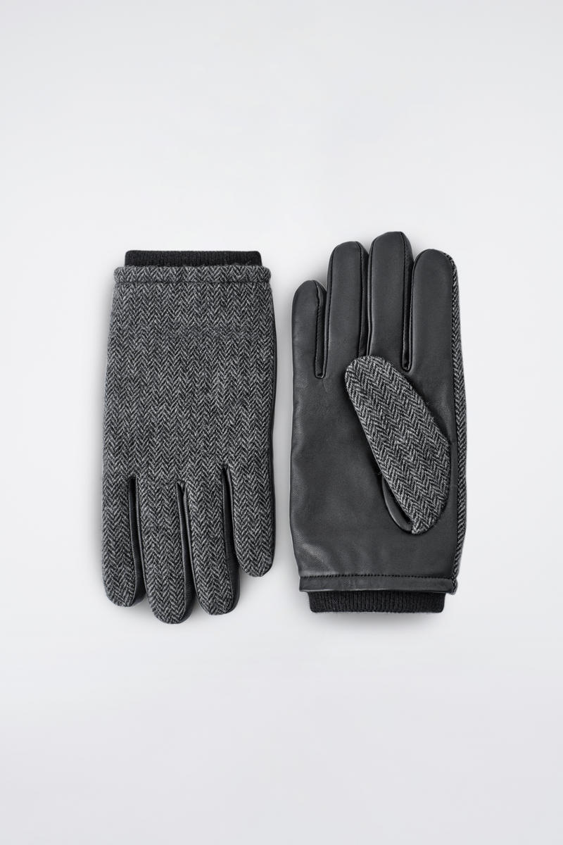 Cashmere-Lined Leather Gloves