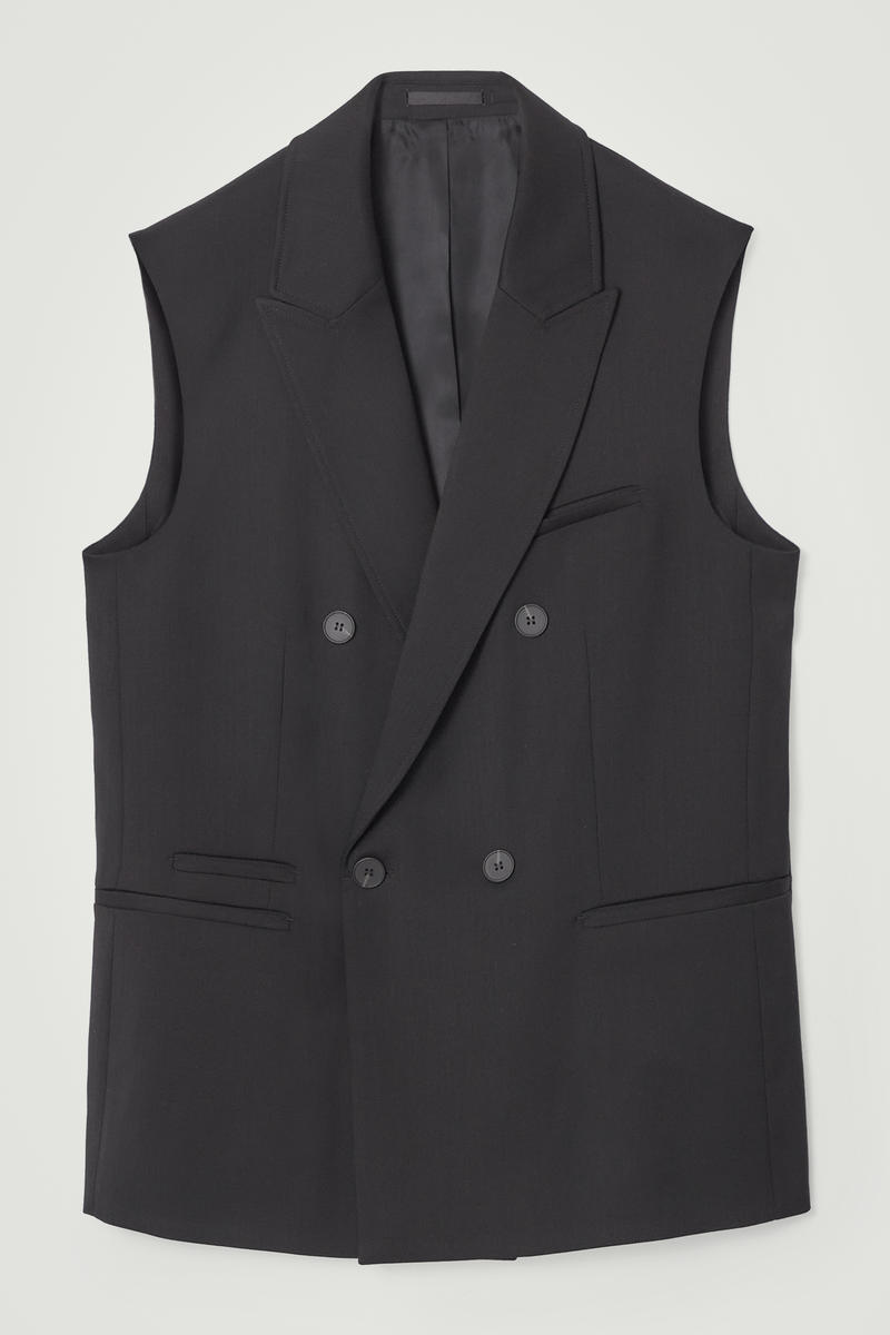The Sleeveless Double-Breasted Blazer