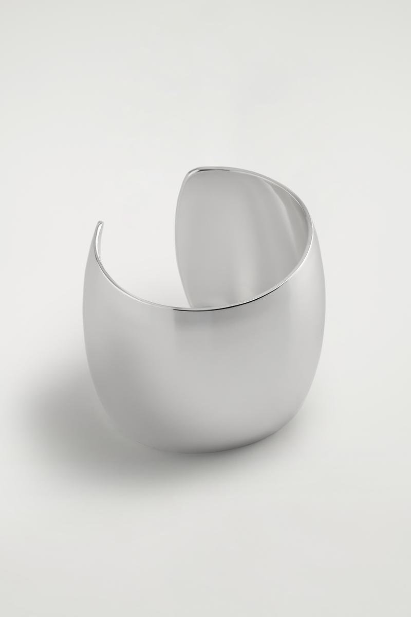 Wide Cuff