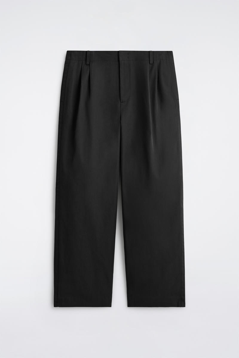 Pleated Wide-Leg Pants