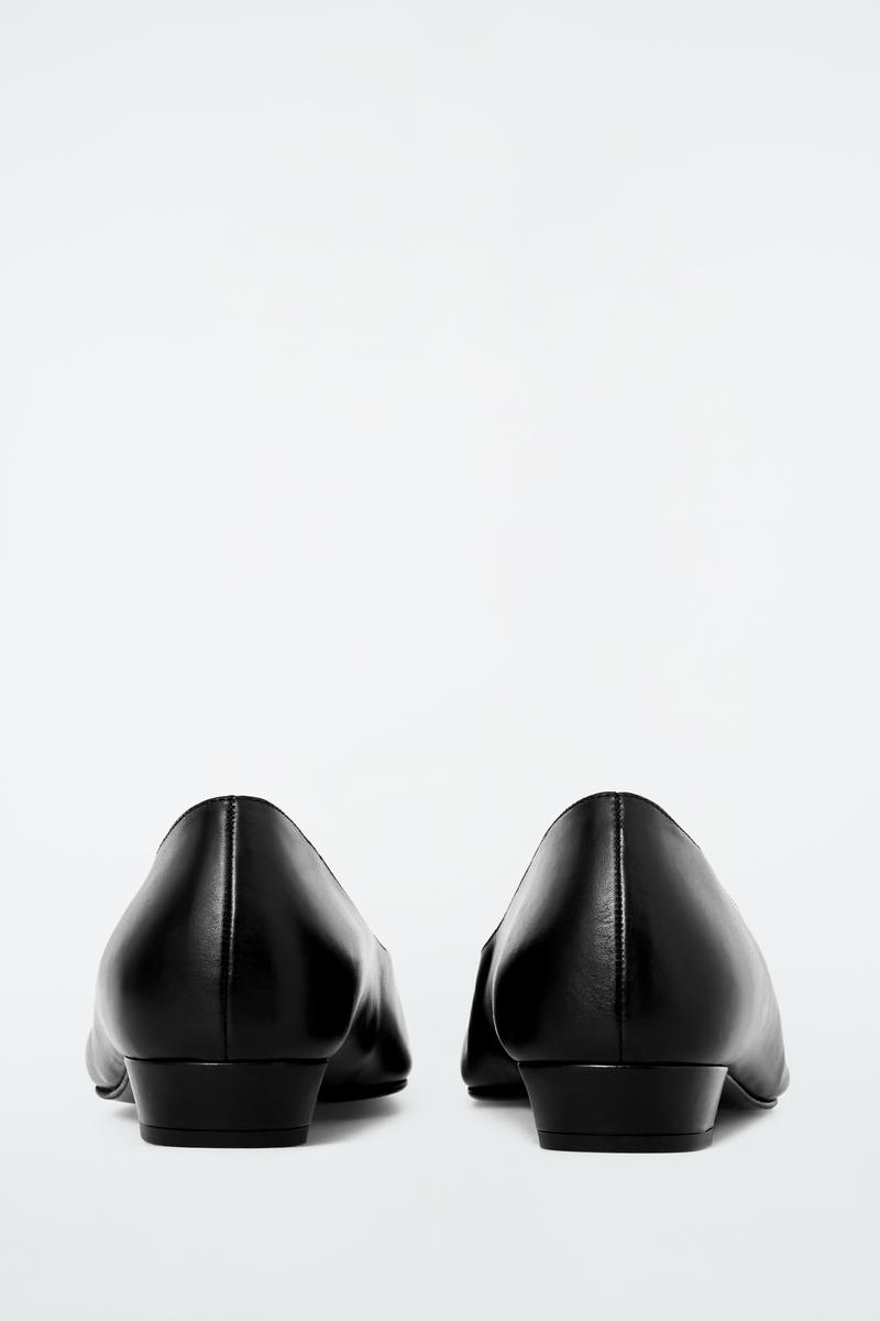 Square-Toe Leather Court Shoes