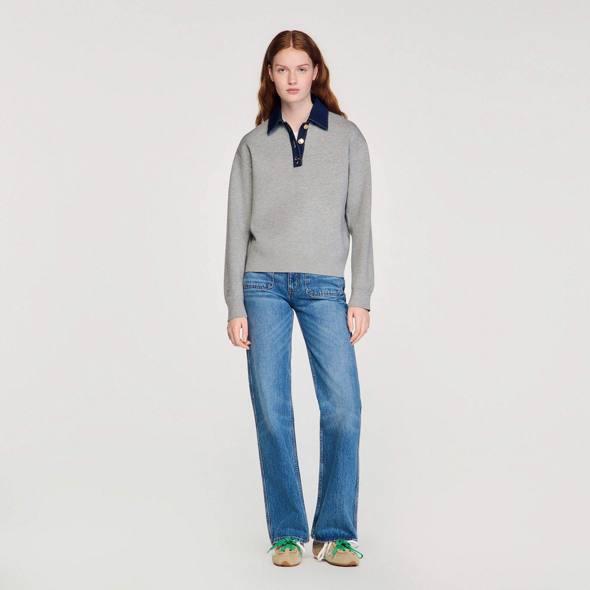 Sweater with denim collar