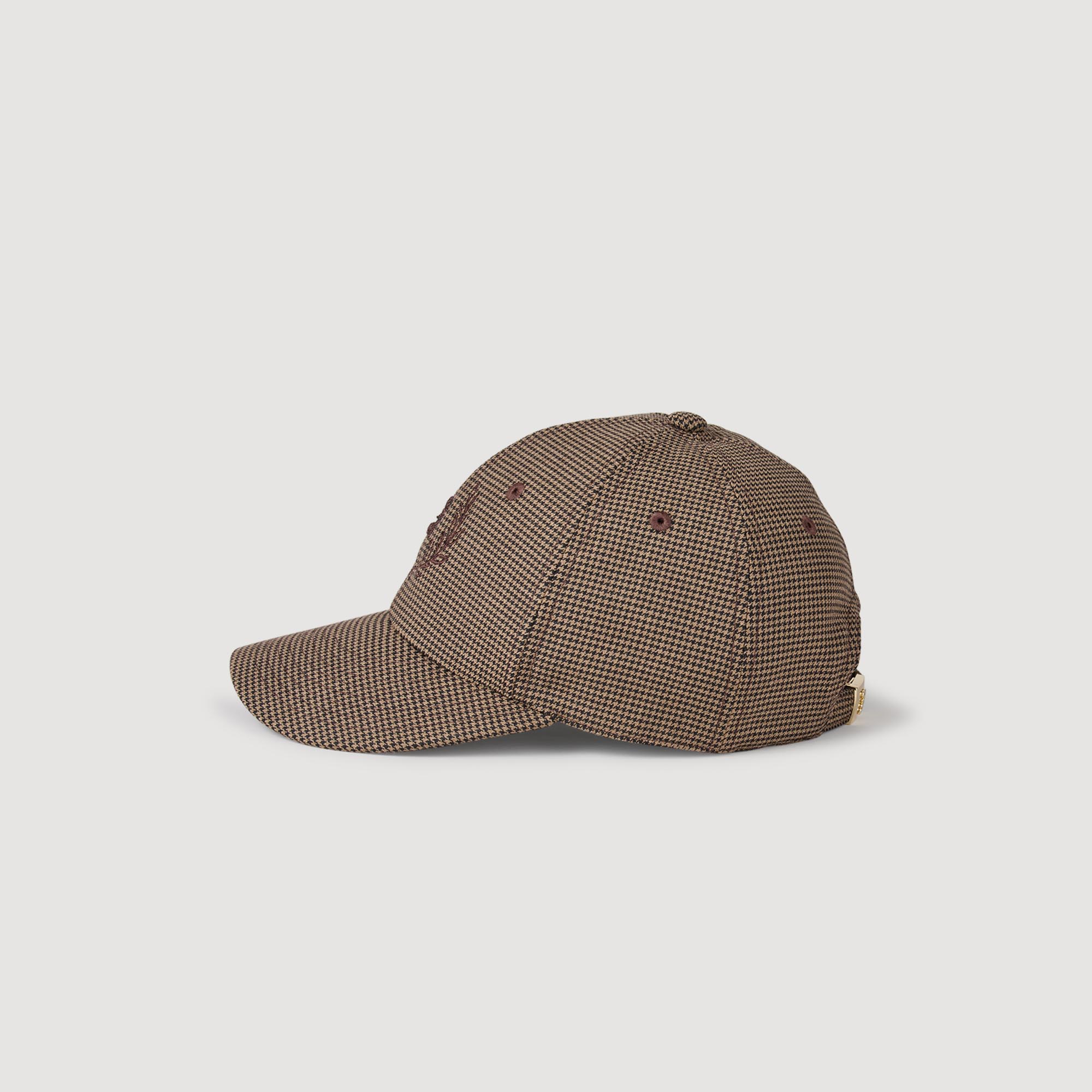 Houndstooth print cap