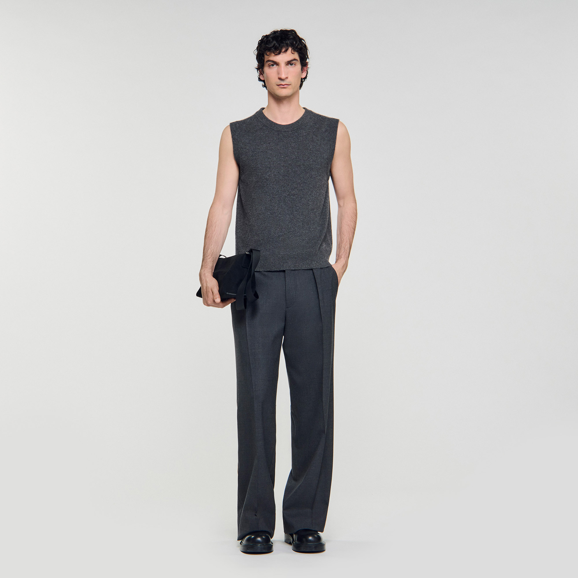 Cashmere sweater vest