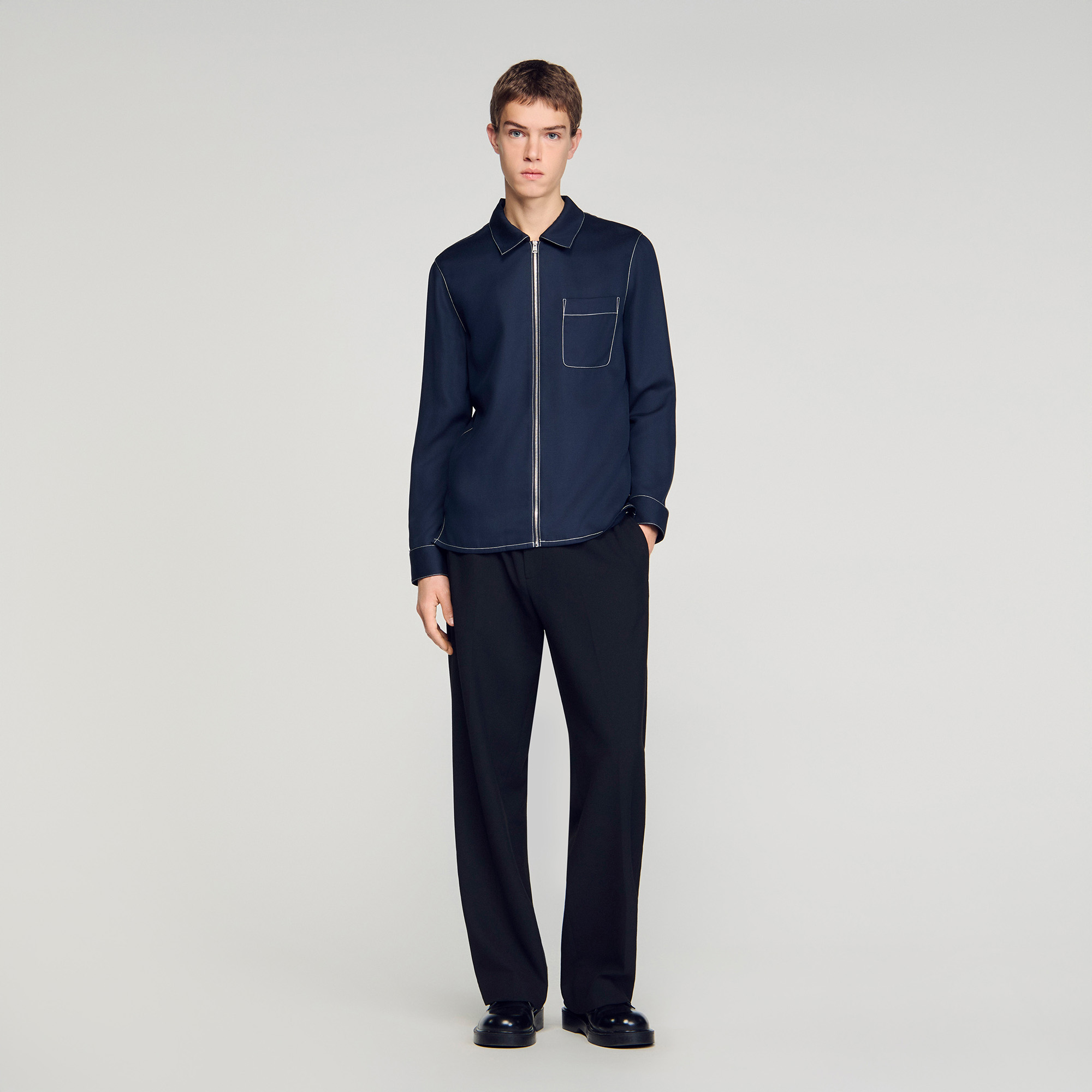 Loose-fit zip-up shirt