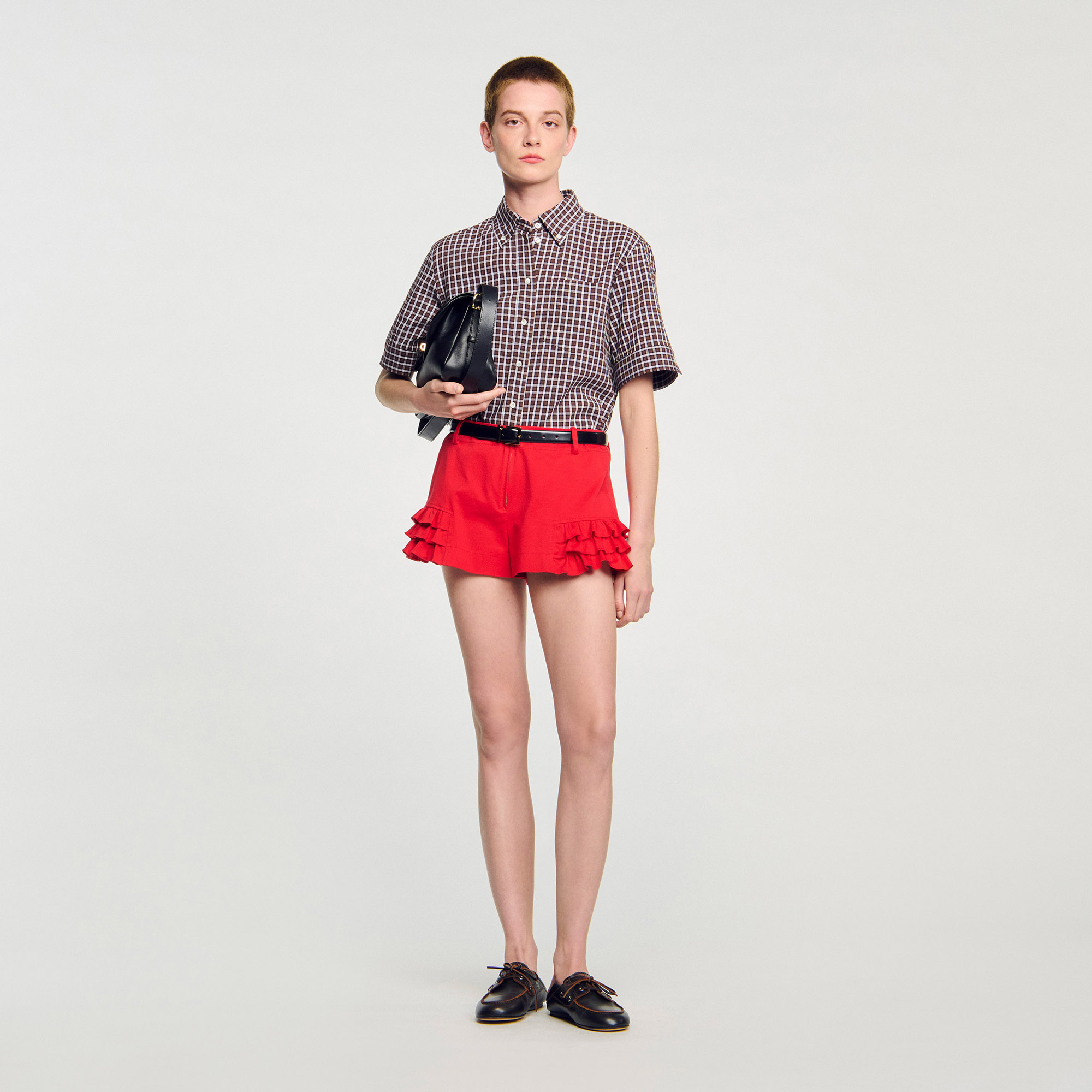 Flared ruffled shorts