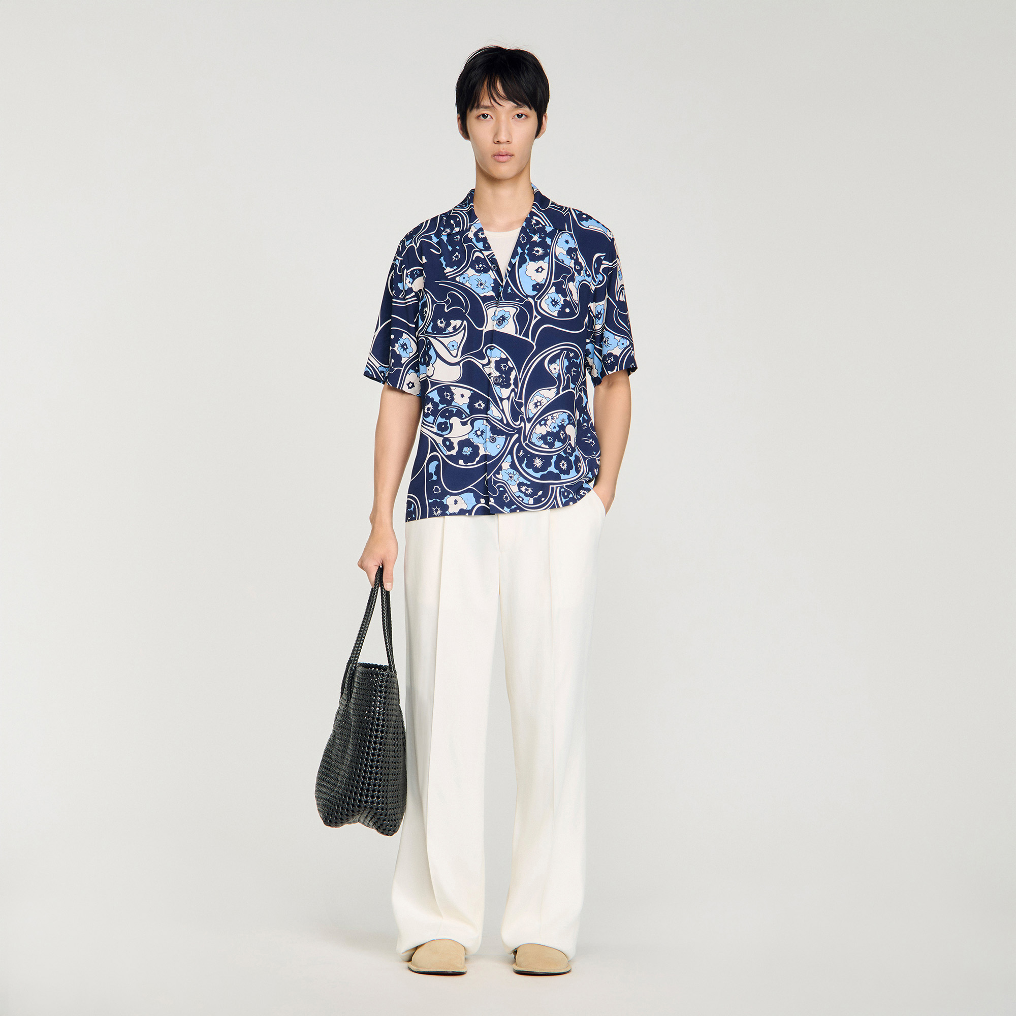 Loose-fit print shark collar shirt