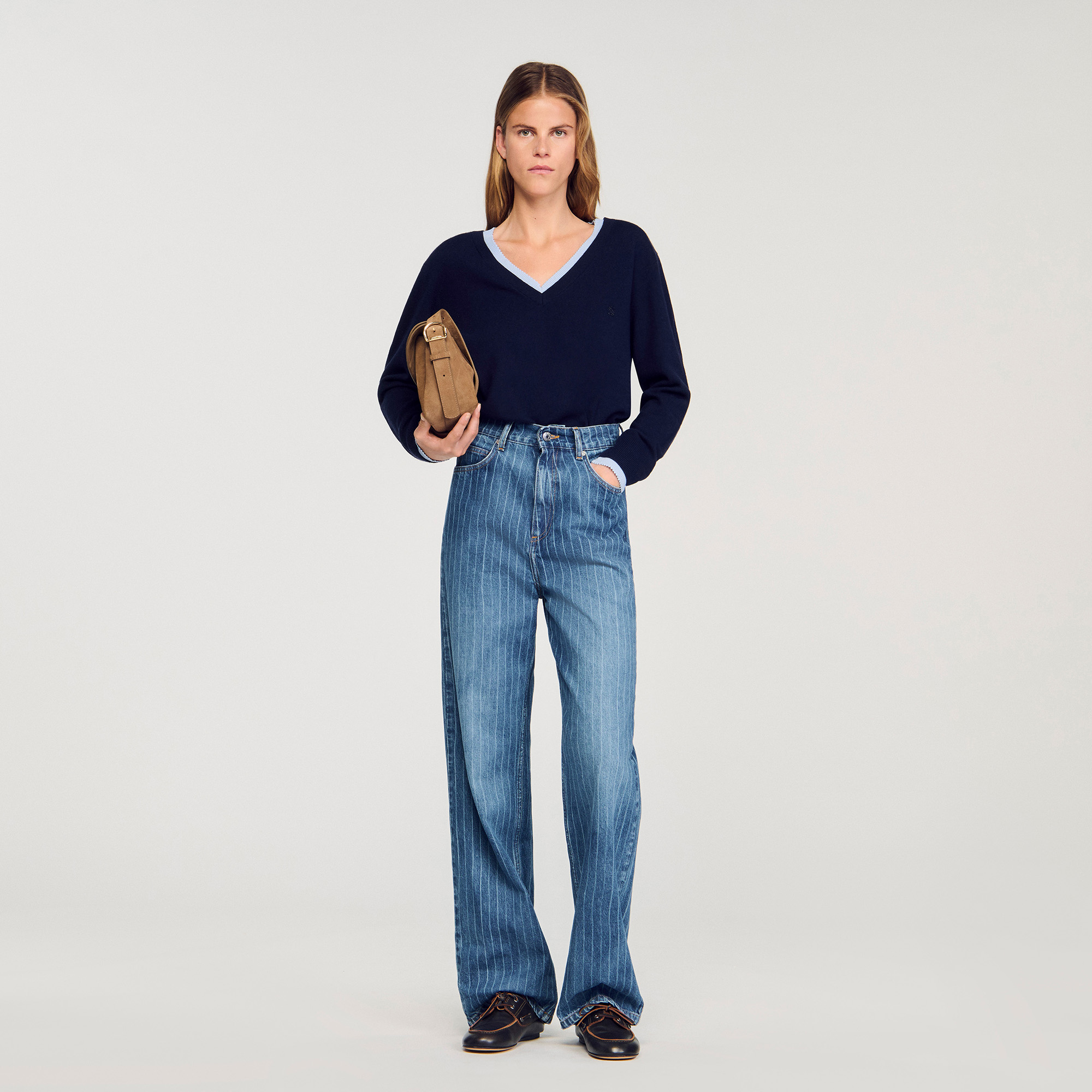 V-neck wool and cashmere sweater