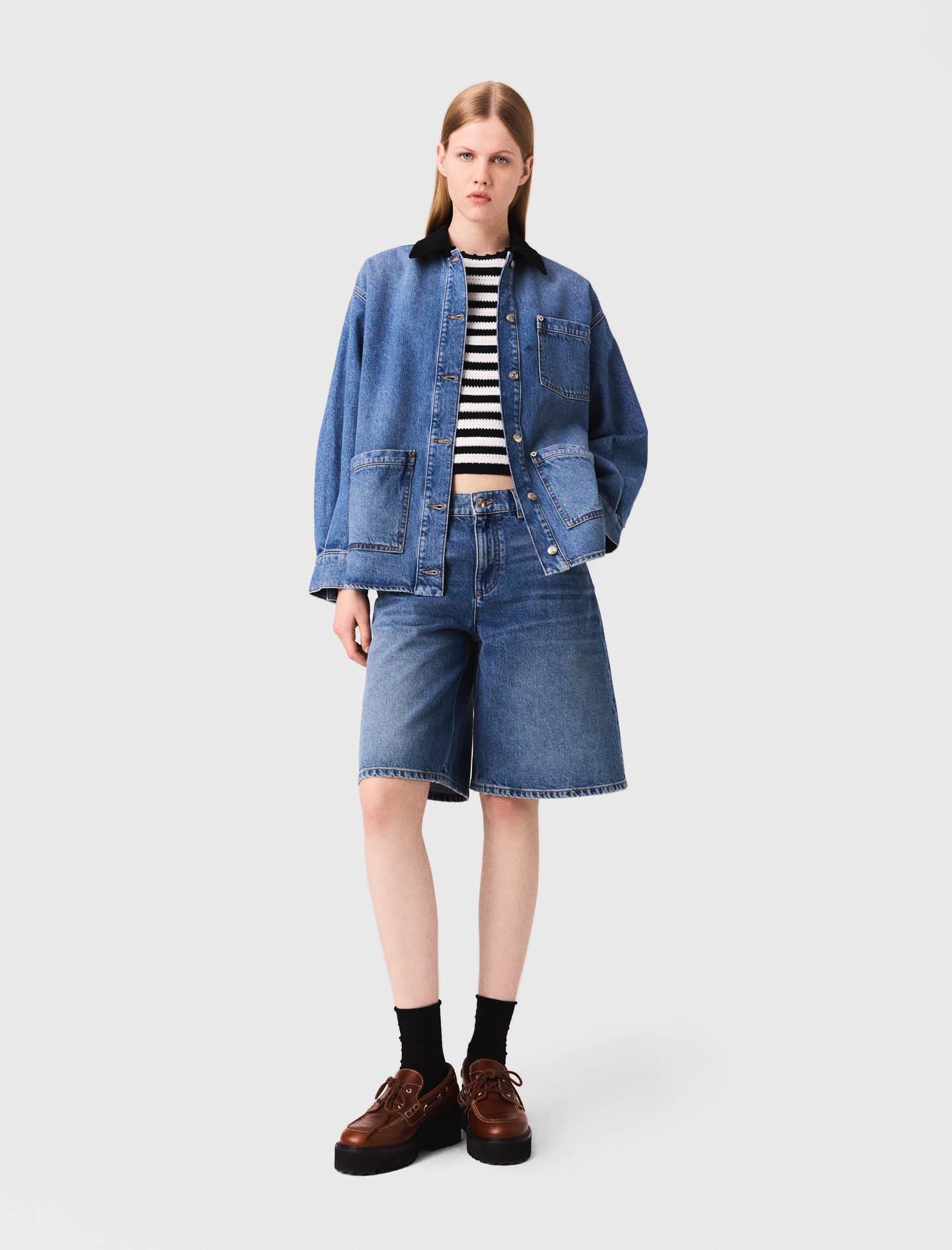 Woman's cotton Faded denim jacket for Fall/Winter, size Large, in color Blue /
