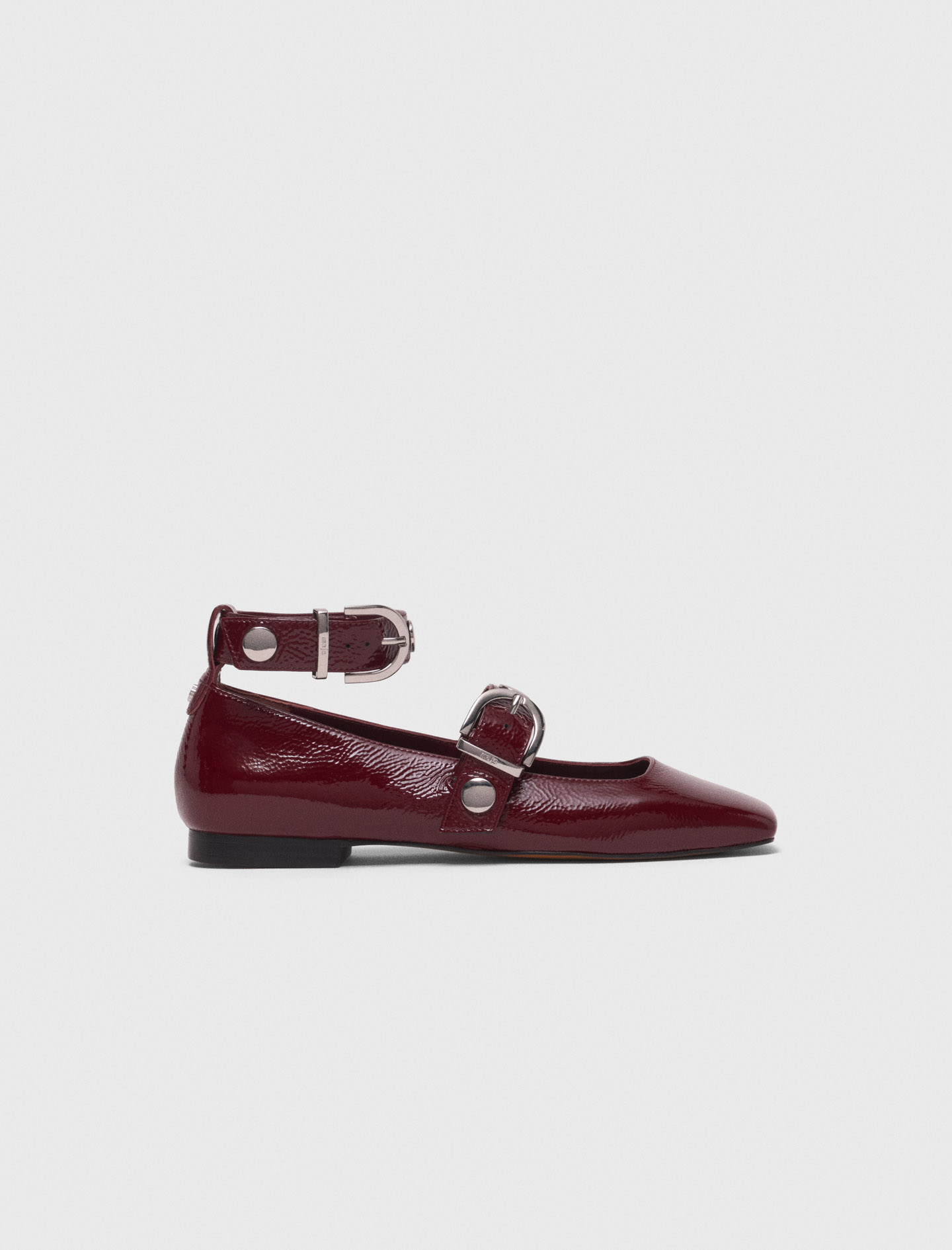 Woman's leather Studded leather Mary Jane flats for Fall/Winter, size 5.5, in color Burgundy /
