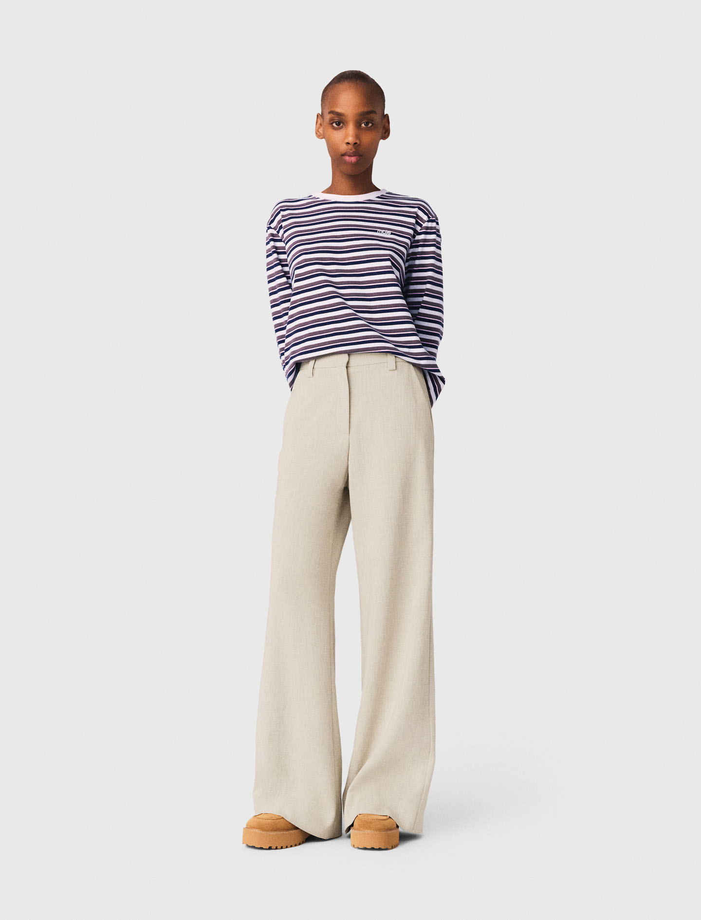 Woman's viscose Suit trousers for Spring/Summer, size Medium, in color Beige / by Maje