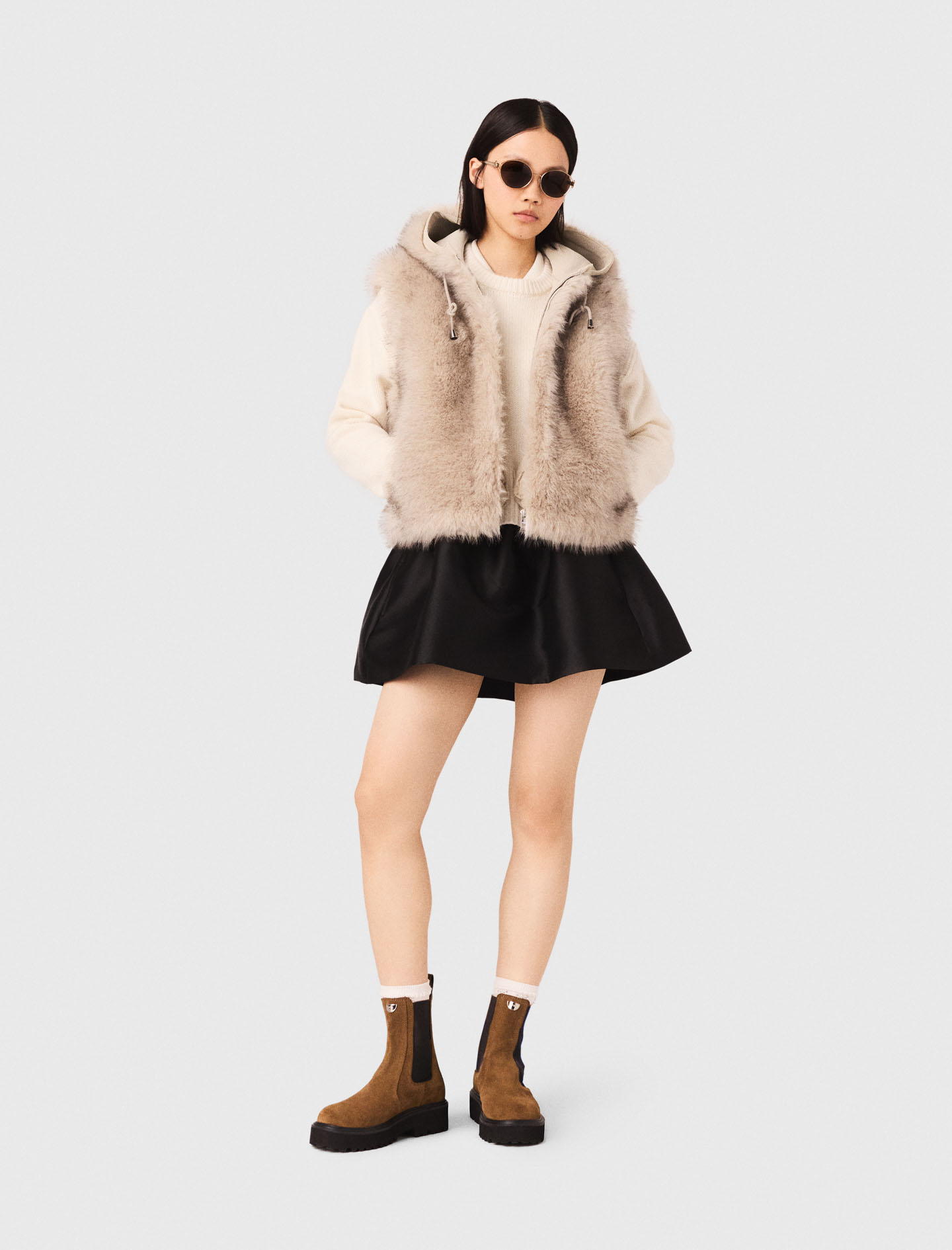 Woman's polyurethane Short faux fur jacket for Spring/Summer, size Large, in color Beige / by Maje