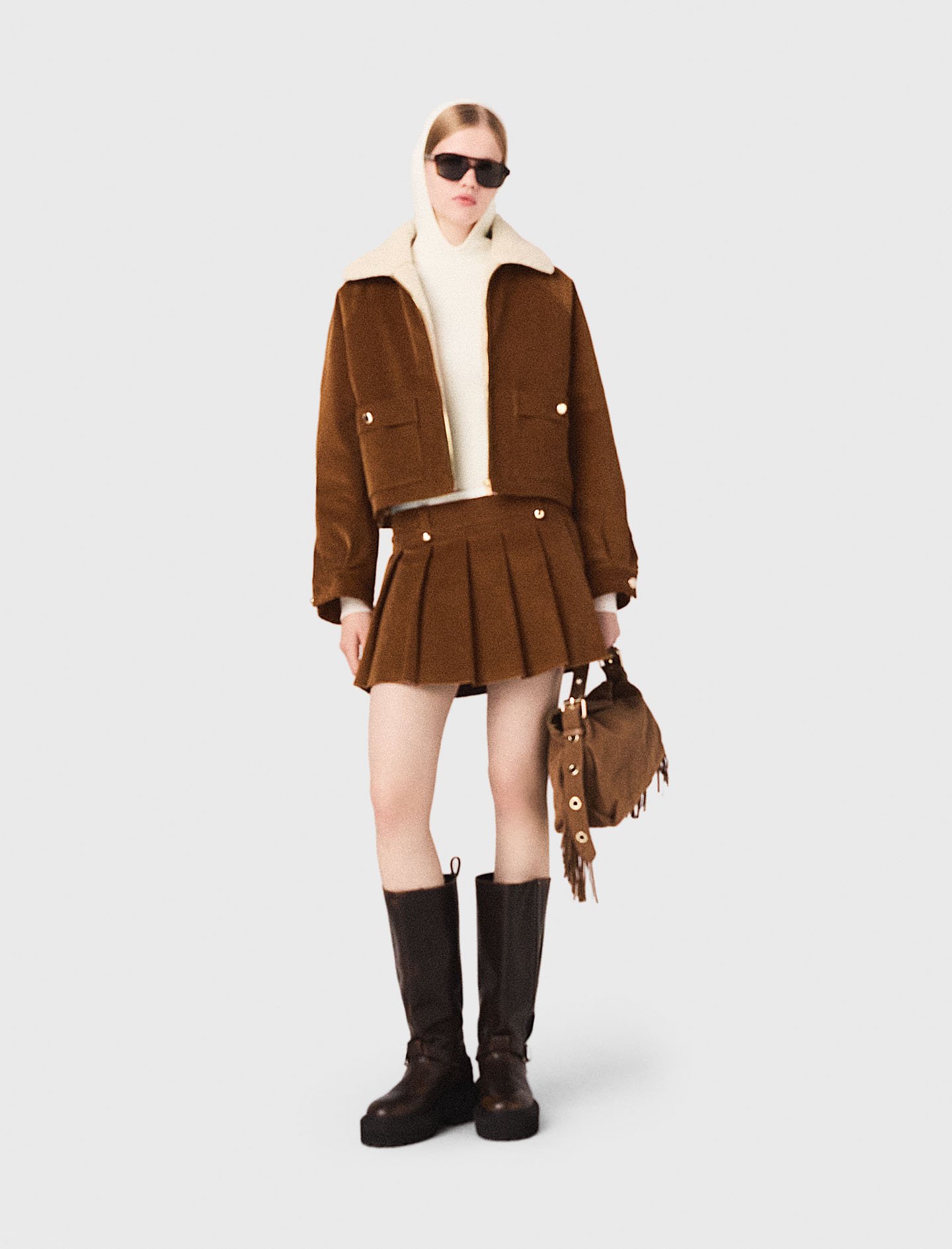 Woman's cotton Cropped corduroy jacket for Fall/Winter, size Small, in color Camel / Brown