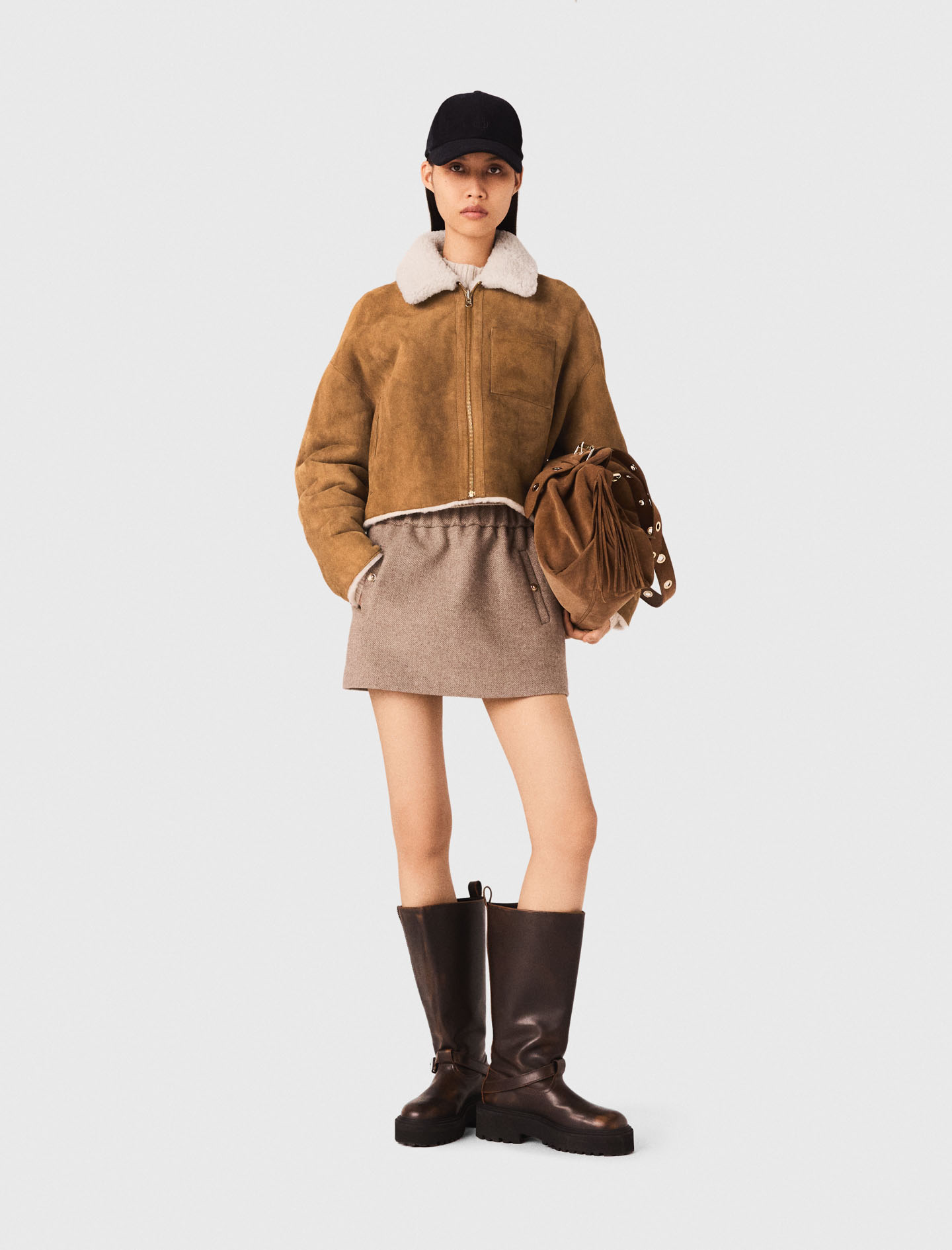 Woman's leather Reversible shearling coat for Fall/Winter, size Large, in color Camel / Brown by Maje