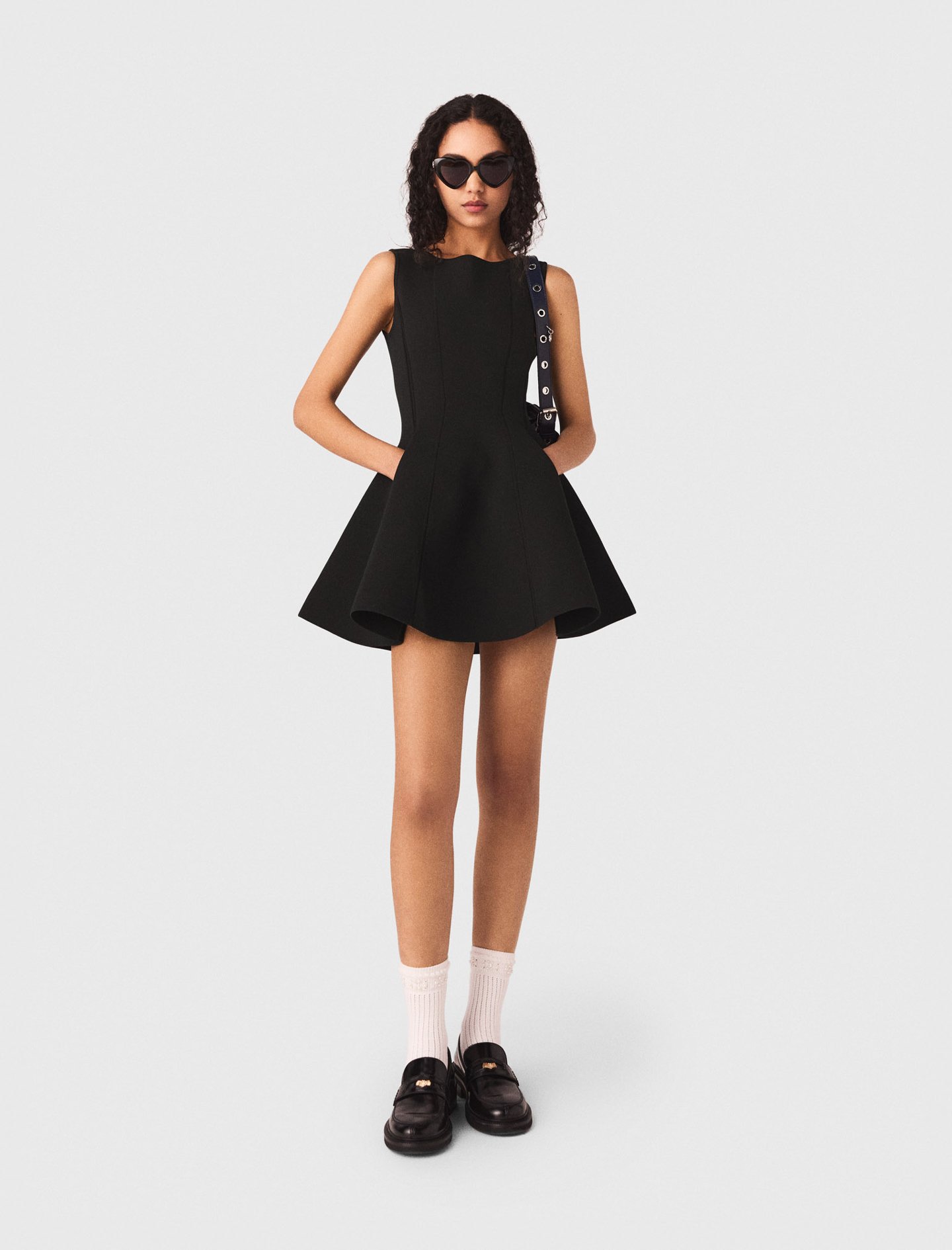 Woman's polyester Skater dress with jewelled bows for Spring/Summer, size Medium, in color Black /