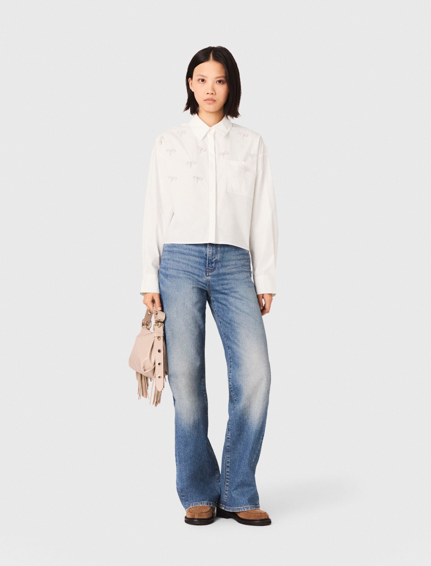 Woman's cotton Bow Jewel Shirt for Spring/Summer, size Large, in color White /