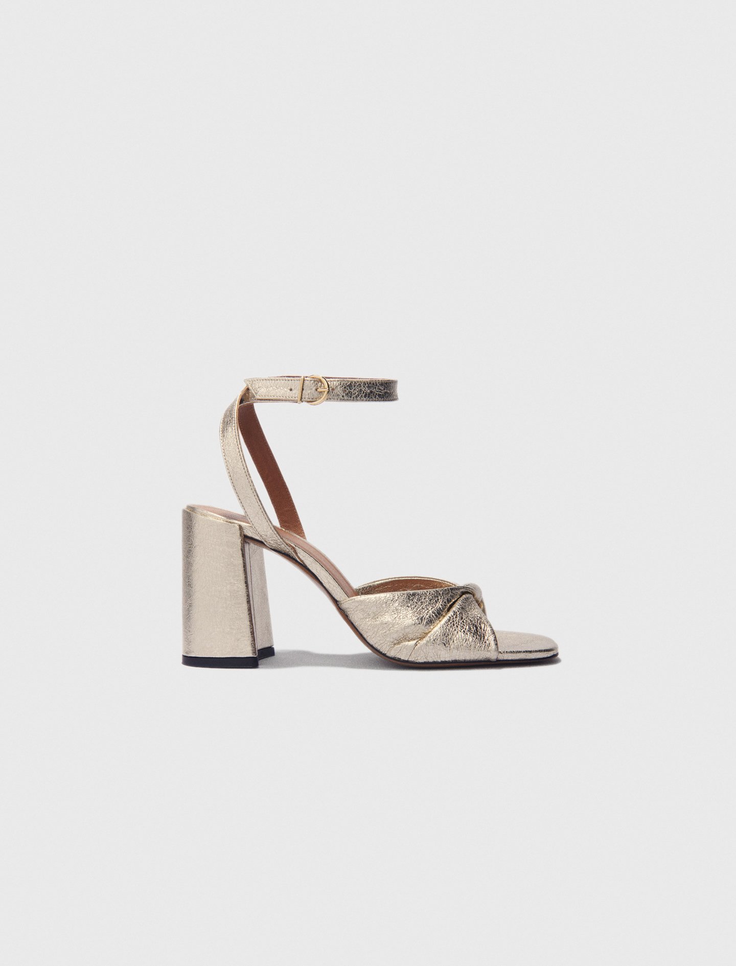 Woman's leather Metallic leather sandals with heels for Spring/Summer, size 5.5, in color Gold / Yellow