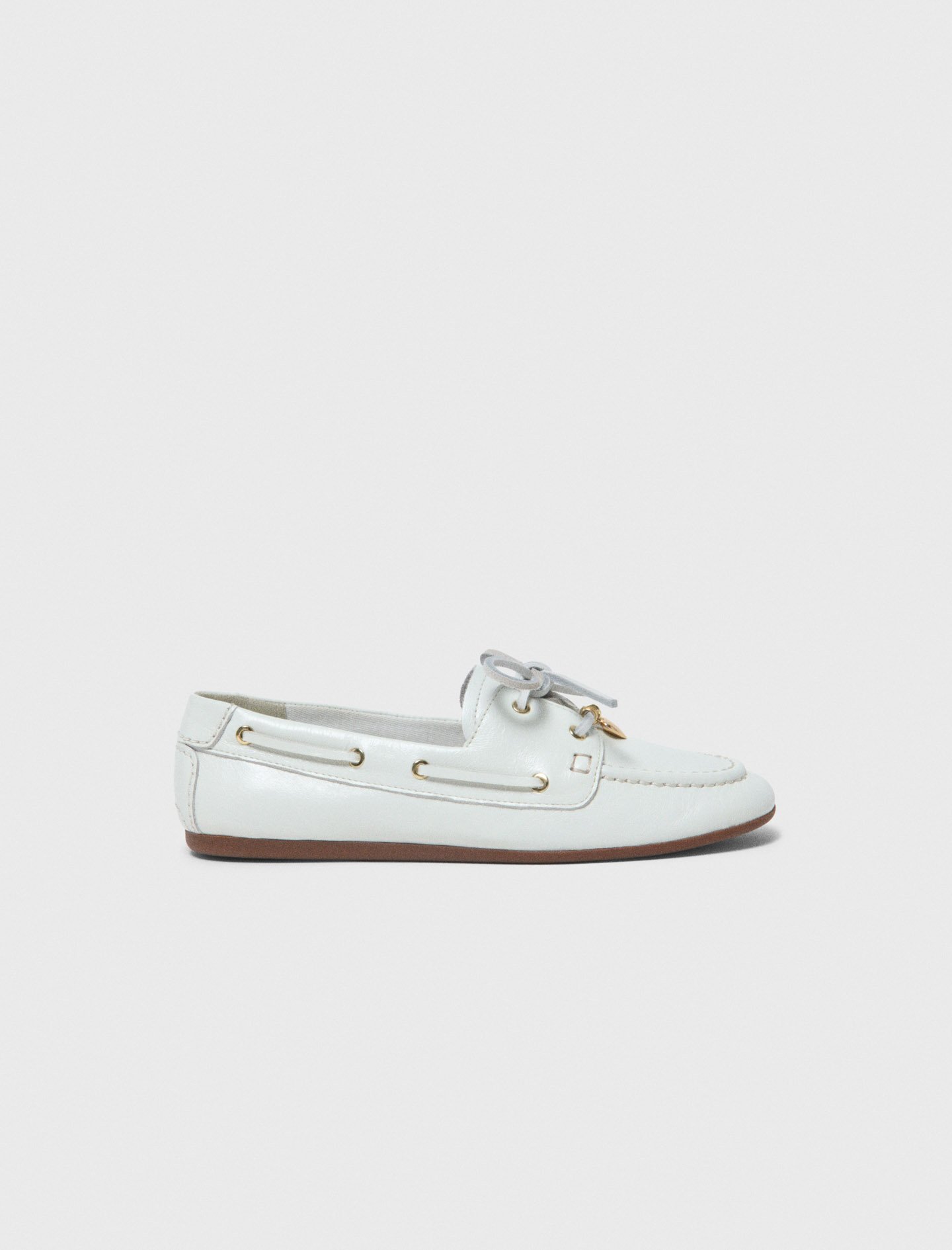 Woman's cotton Leather boat shoes for Spring/Summer, size 7.5, in color White /