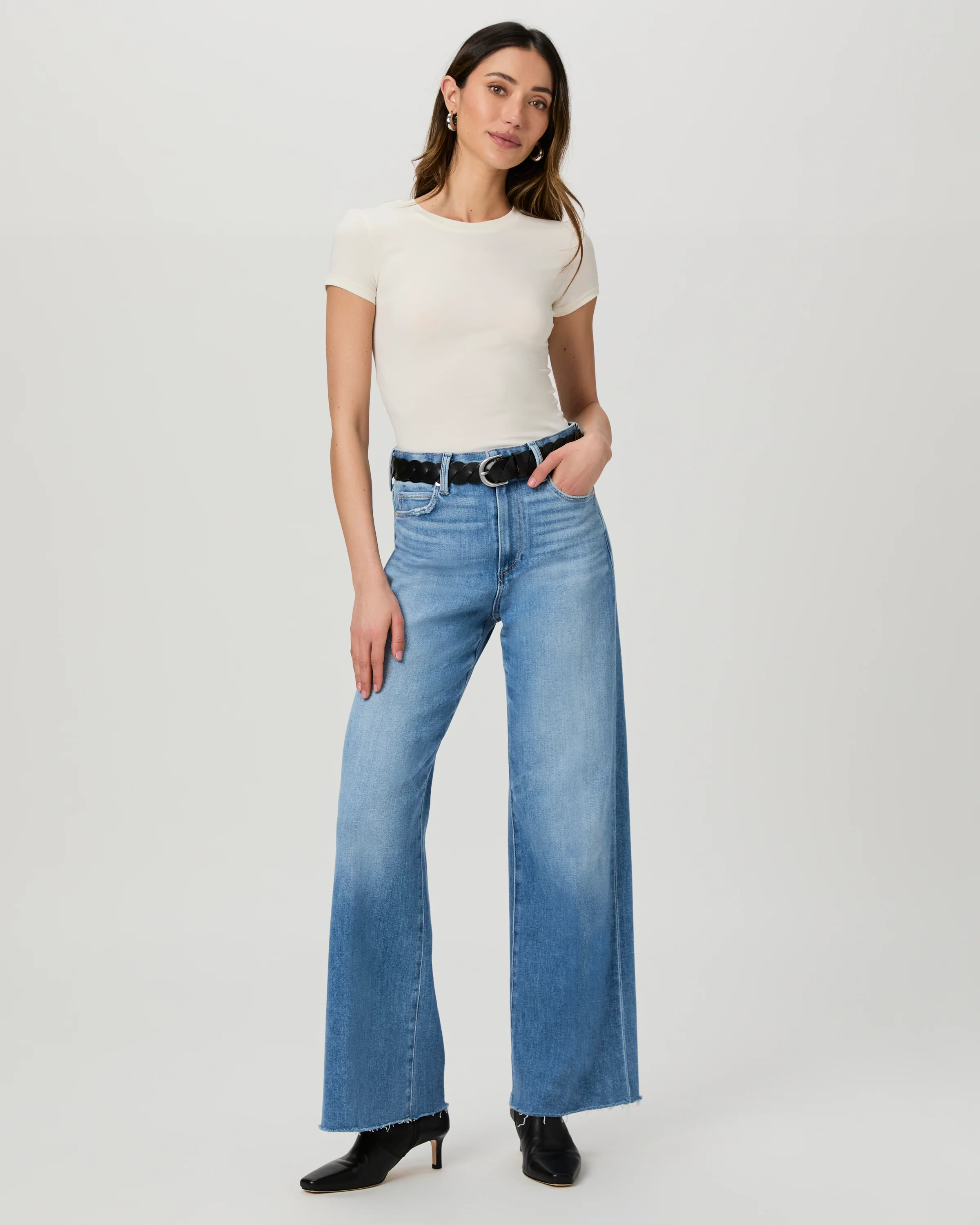 Anessa 31 Inch Wide Leg Jean