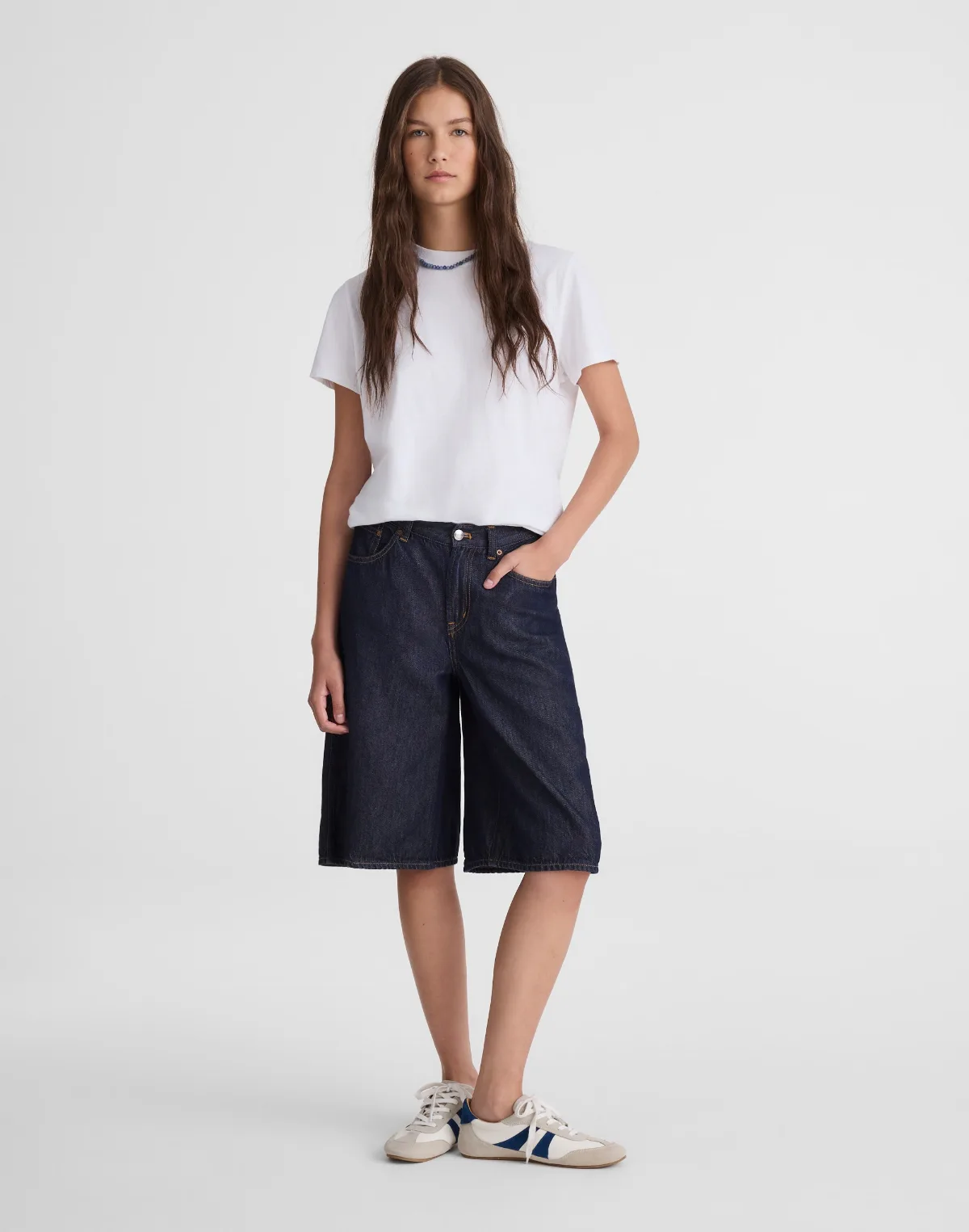 The V-Waist Bermuda Short in Airy Denim by MW