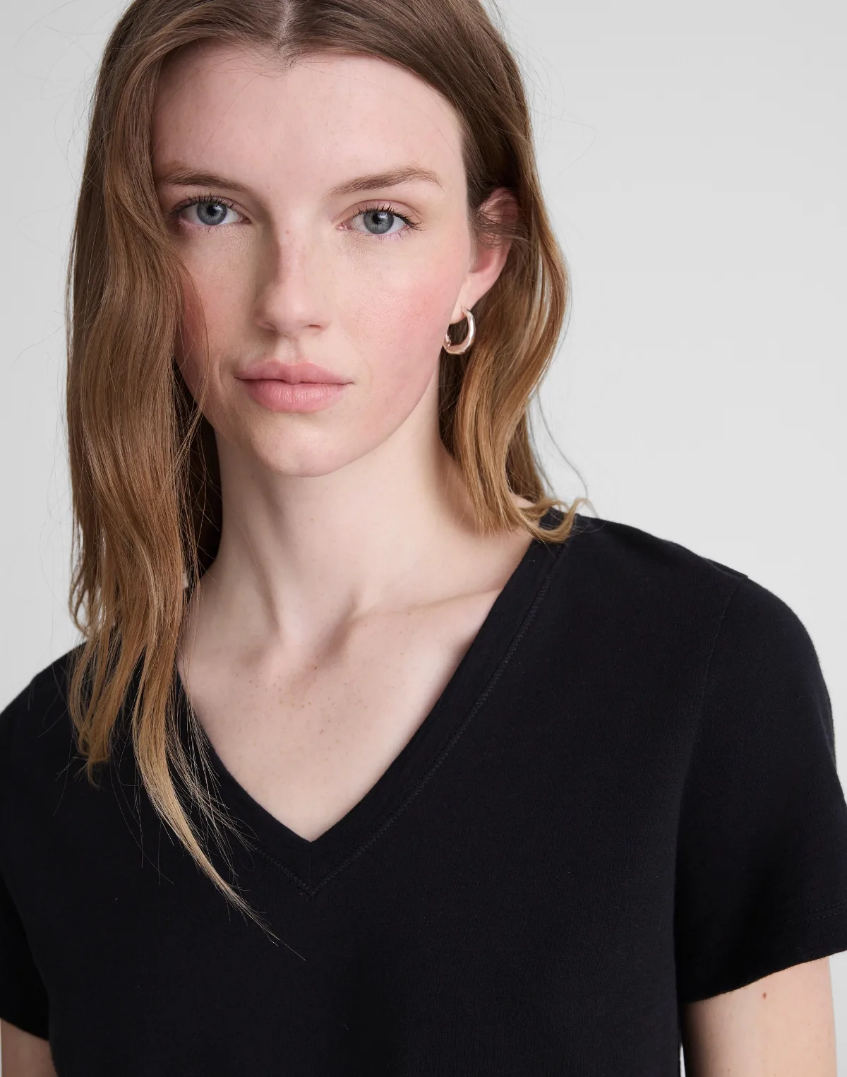 The Relaxed V-Neck Tee in Vintage Jersey by MW