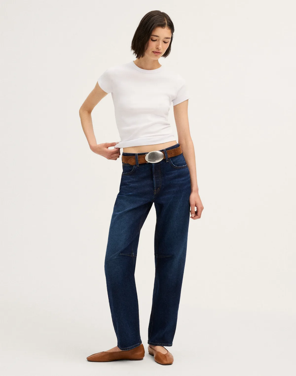 The Darted Barrel-Leg Jean in Comfort Stretch by MW