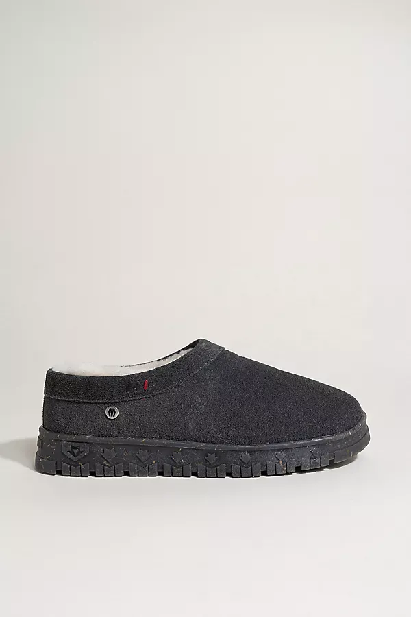 Neva Slides by Minnetonka